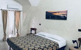 House Romantic